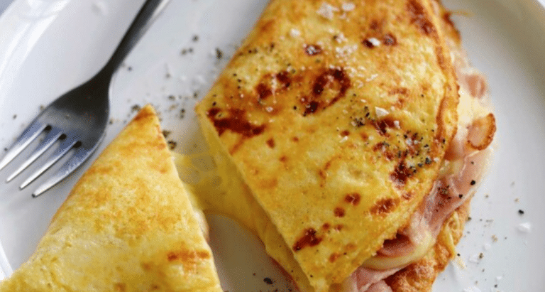 omelette au jambon et aux champignons