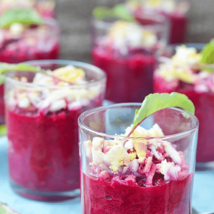 verrine de crème de betterave au chèvre