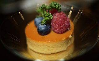 Une recette de Flan Caramel maison, car elle est incomparable tant en niveau saveur qu'au niveau de la liste des ingrédients que l'industrielle !