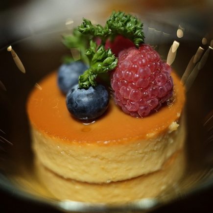 Une recette de Flan Caramel maison, car elle est incomparable tant en niveau saveur qu'au niveau de la liste des ingrédients que l'industrielle !