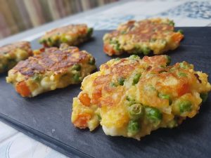 Galettes de carottes et petits pois