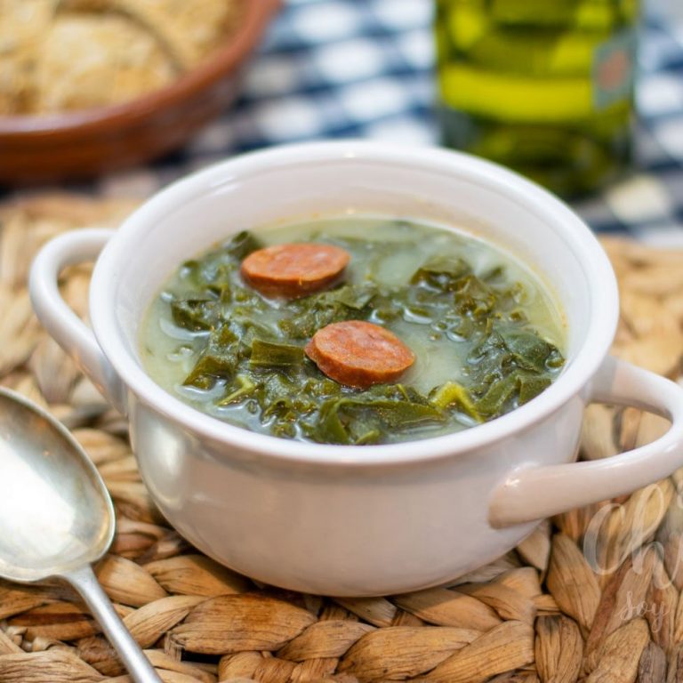 Soupe au chou et au chorizo – Caldo Verde du Portugal